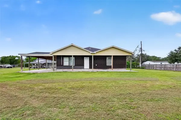 6014 Linda Drive, Rosharon, TX 77583