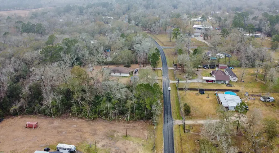 903 Harold Street, Dayton, TX 77535 - Image #2