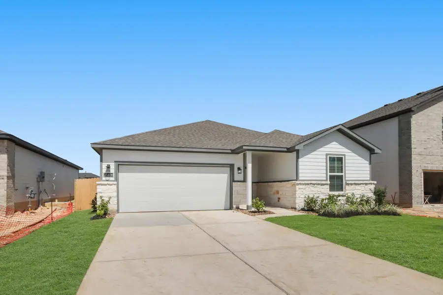 25408 Blossom Court, Montgomery, TX 77316 - Image #2