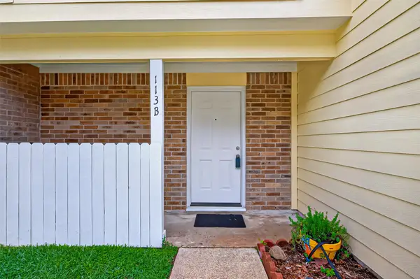 113 Normal Park Drive #B, Huntsville, TX 77320