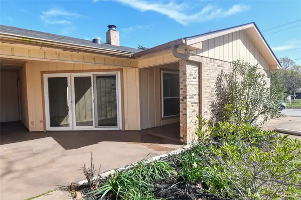 700 S Chappell Hill Street, Brenham, TX 77833