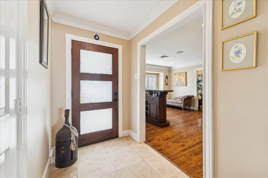 1526 Foxwood Road, Houston, TX 77008 - Image #3