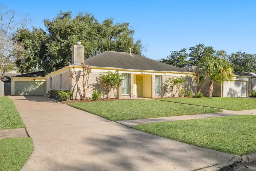 15915 Dunmoor Drive, Houston, TX 77059 - Image #2