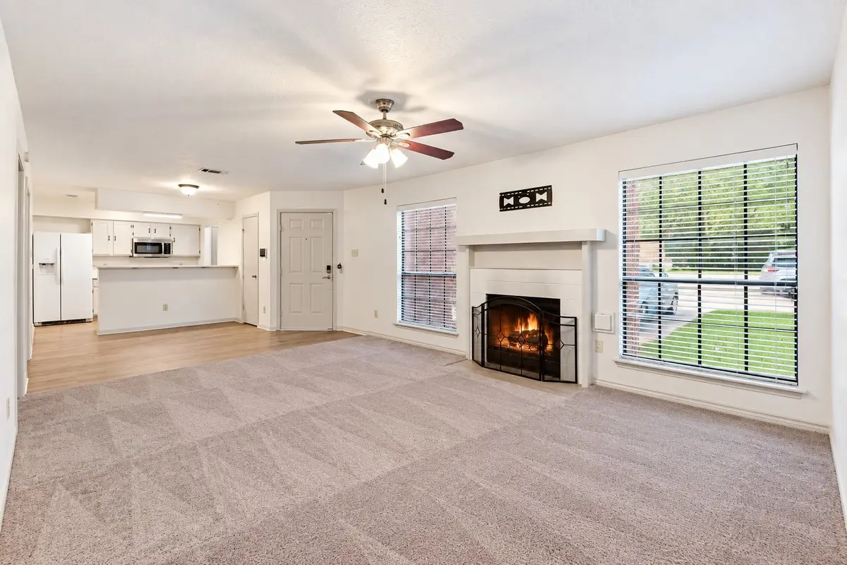 2402 Sycamore Avenue #B1, Huntsville, TX 77340 - #1