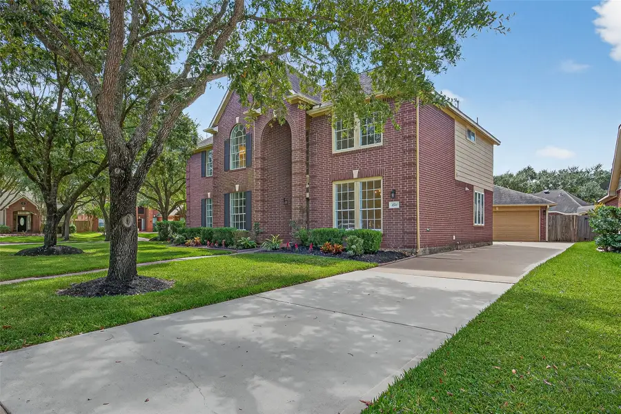 4742 Robins Way, Sugar Land, TX 77479 - Image #3