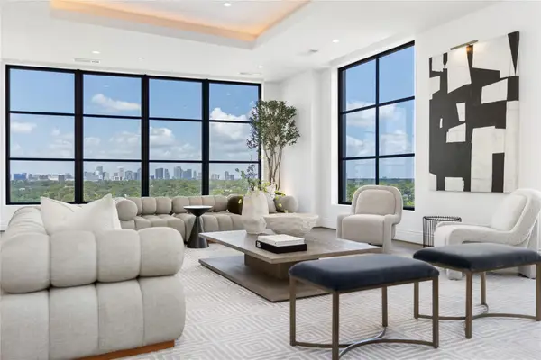 2323 San Felipe Street #901, Houston, TX 77019