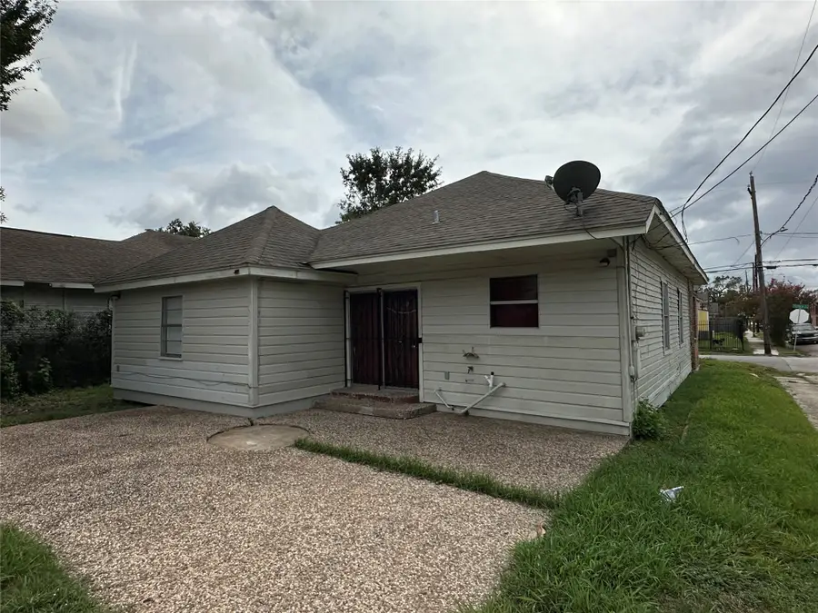 2324 Gentry Street, Houston, TX 77009 - Image #2