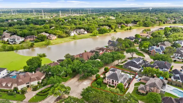 203 Laurel Springs Court, Sugar Land, TX 77478