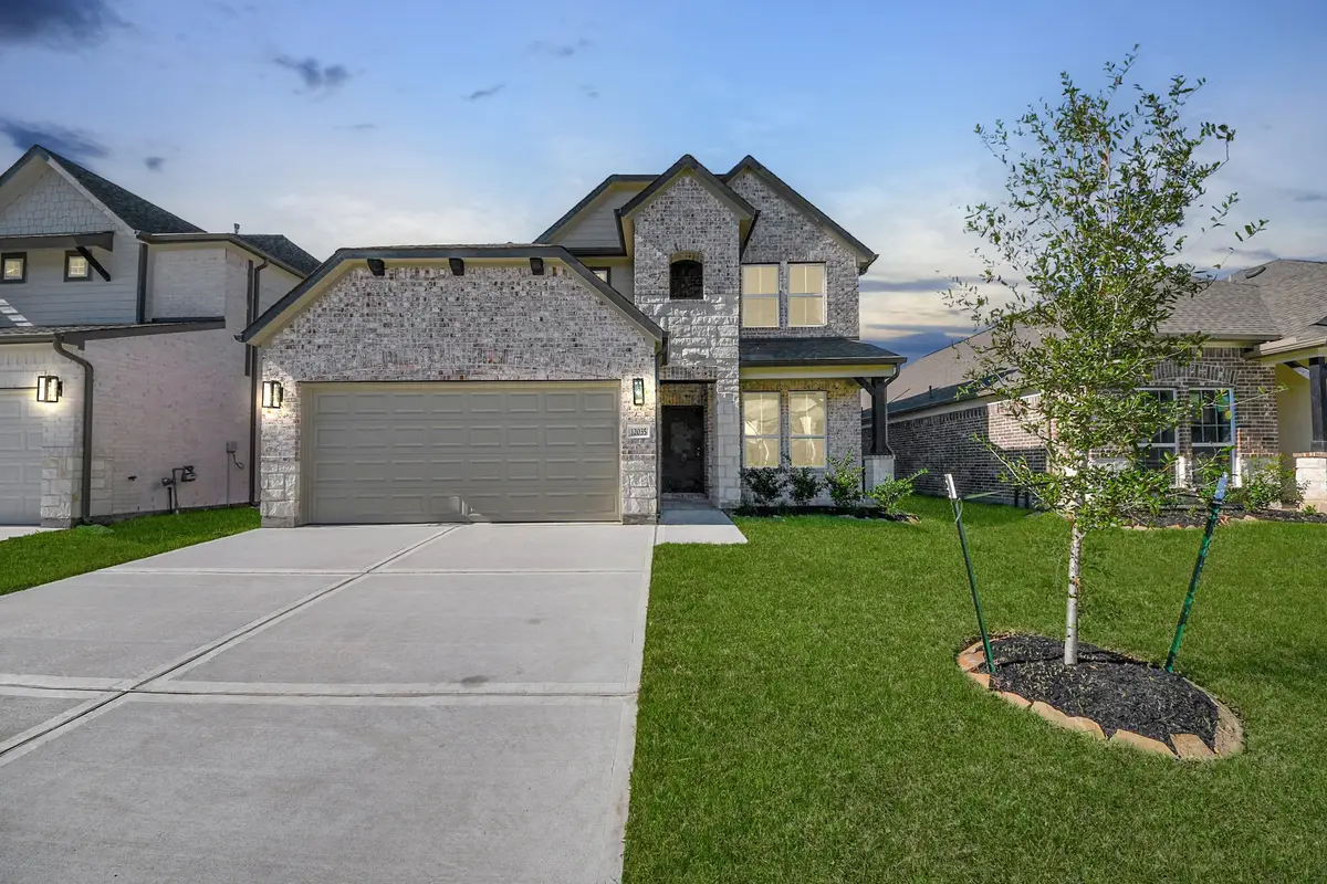 12035 Maple Oak Drive, Houston, TX 77066 - Image #1