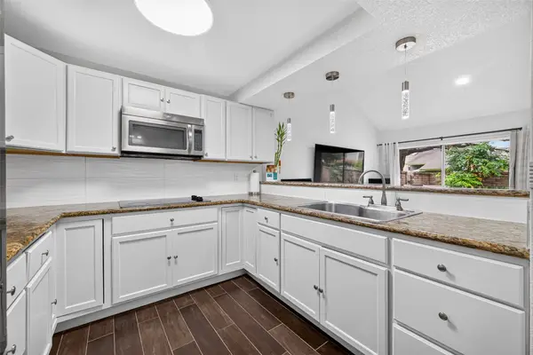 13025 Leader Street, Houston, TX 77072