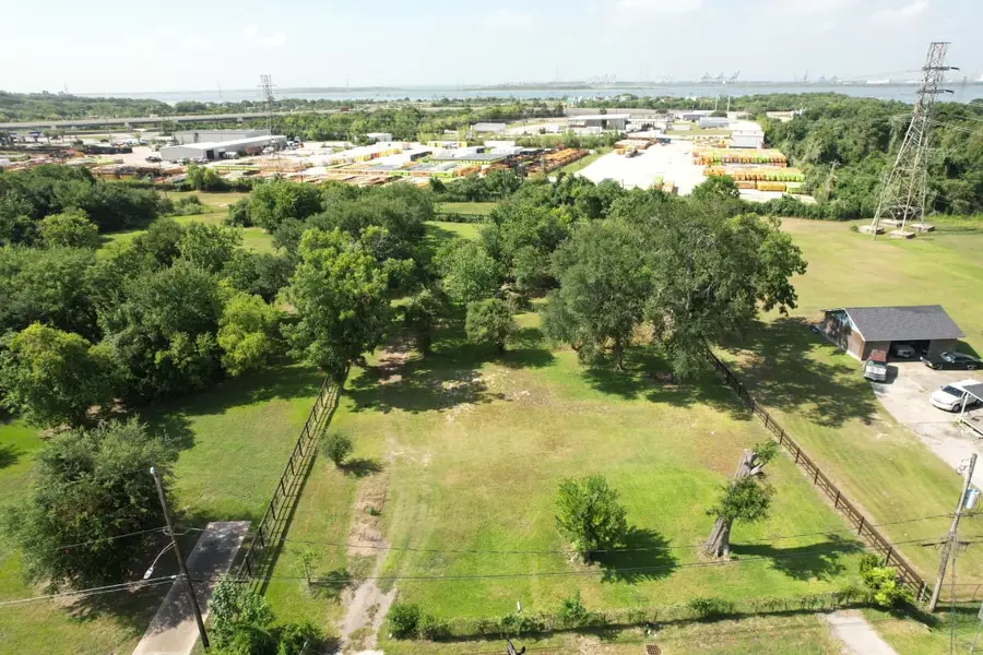 1003 Bowie Street, Baytown, TX 77520 - Image #2