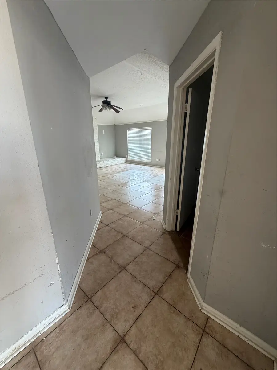 6918 Renfro Drive, Richmond, TX 77469 - #2