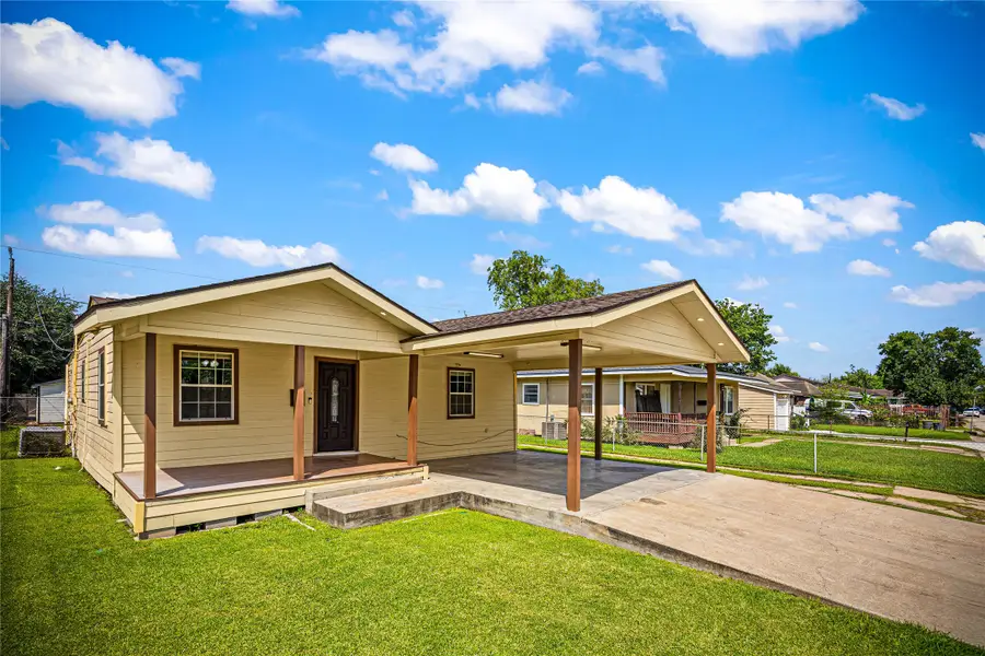 10221 Flaxman St Street, Houston, TX 77029 - Image #2