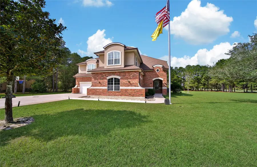 404 Trade Winds Court, Montgomery, TX 77316 - #2
