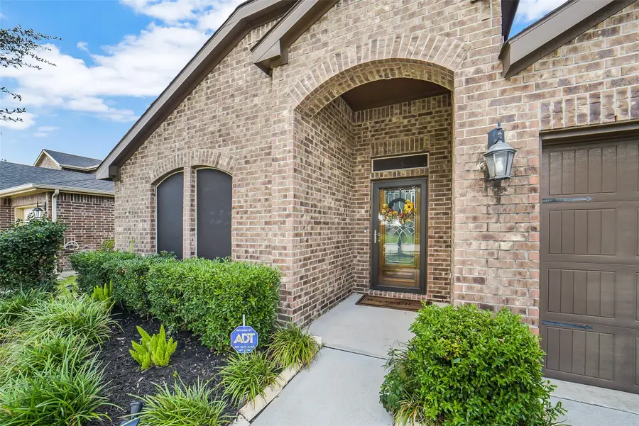 9007 Hemlock Drive, Rosenberg, TX 77469 - Image #2