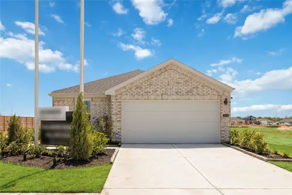 5206 Purple Beebalm Lane, Houston, TX 77048