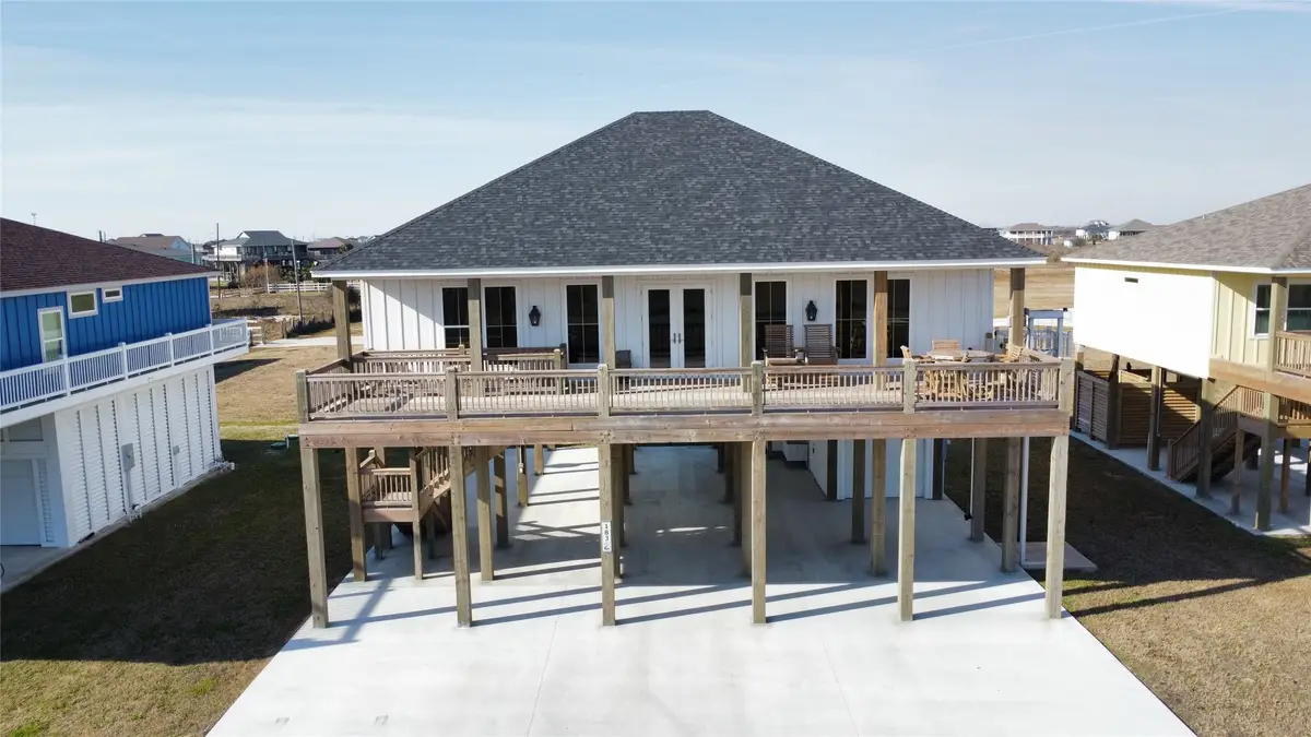 183 Ocean Shores Drive, Port Bolivar, TX 77650 - #1