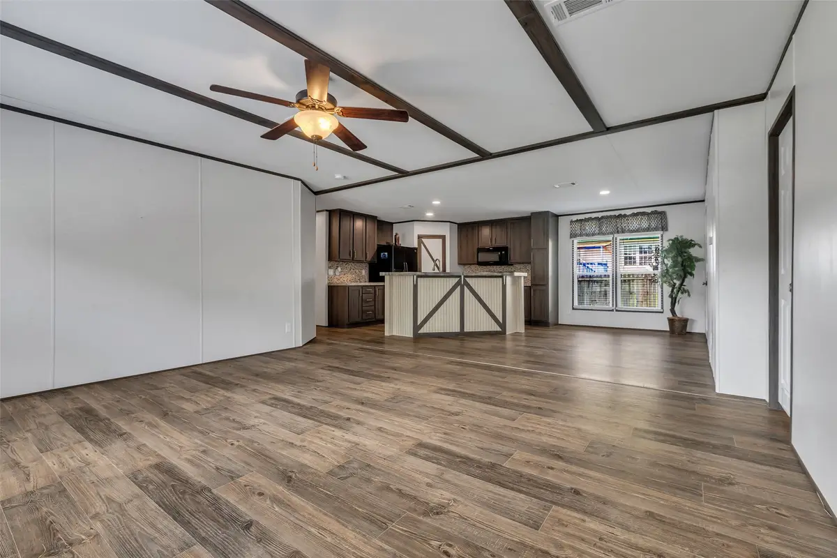 9529 Cypress Drive, Willis, TX 77318 - Image #1