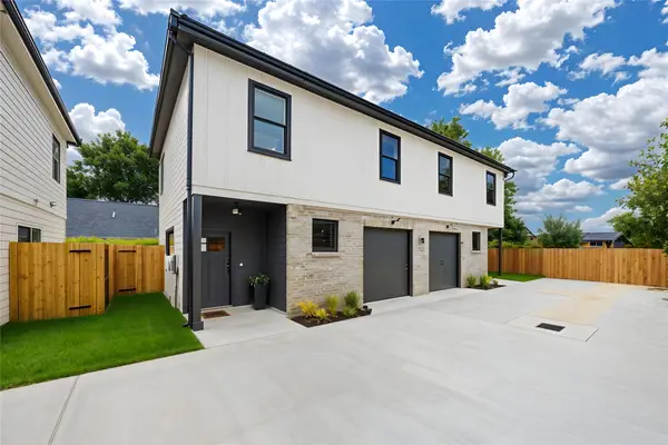 5032 Mallow St #A B, Houston, TX 77033