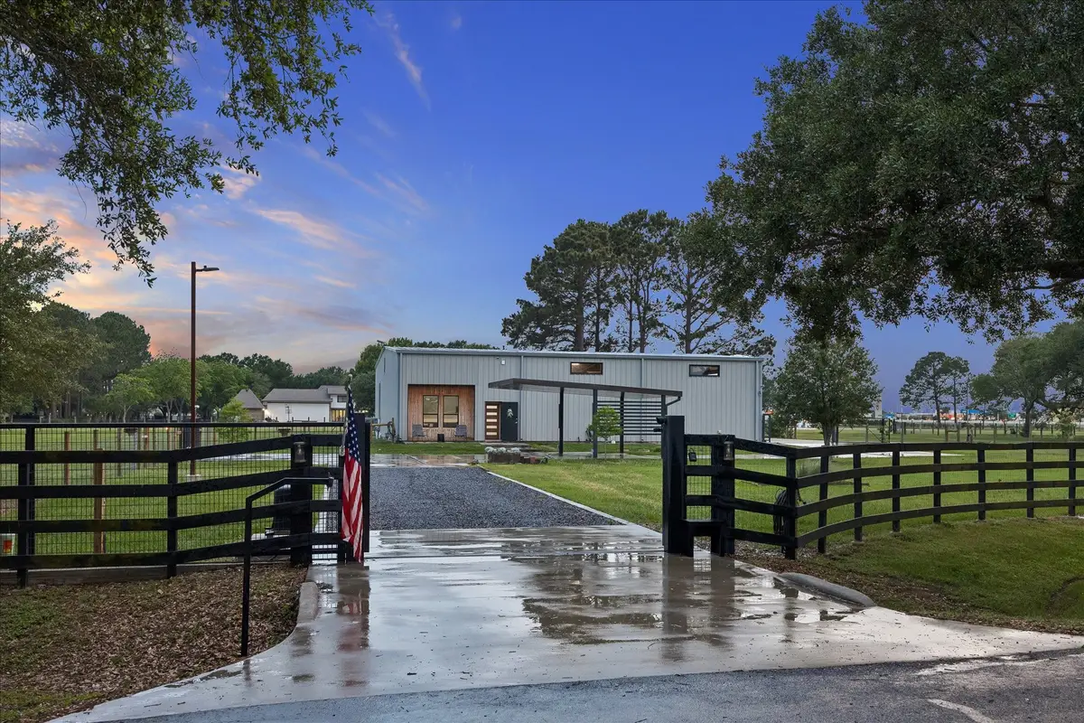 38 E Kitty Hawk Street, Richmond, TX 77406 - #1