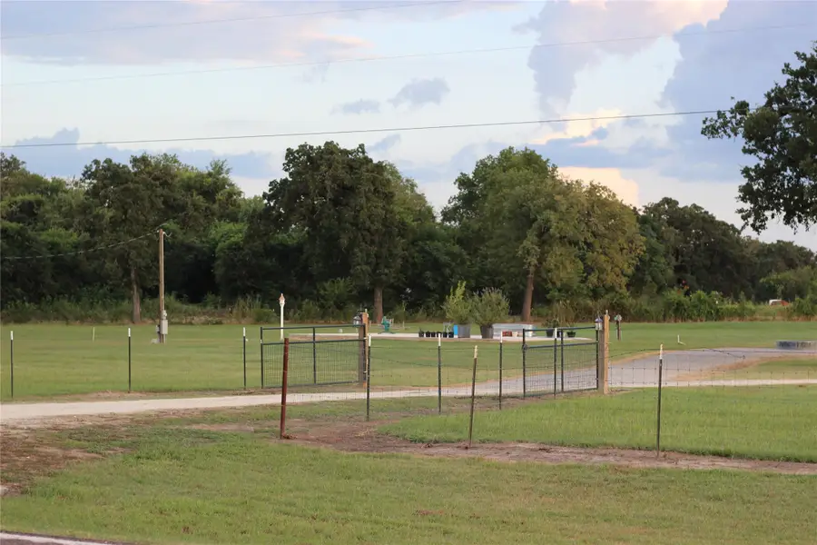 5330 Highway 75 S, Madisonville, TX 77864 - Image #3