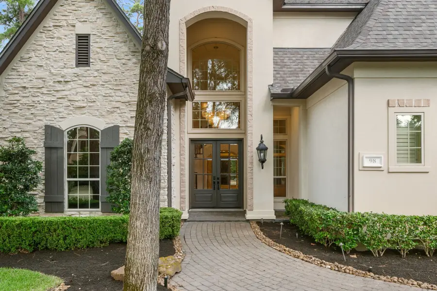 98 W Ambassador Bend, The Woodlands, TX 77382 - #3