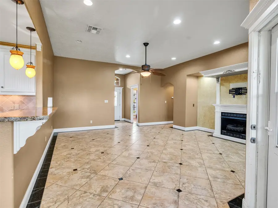 719 Partridge Lane, Eagle Lake, TX 77434 - Image #3