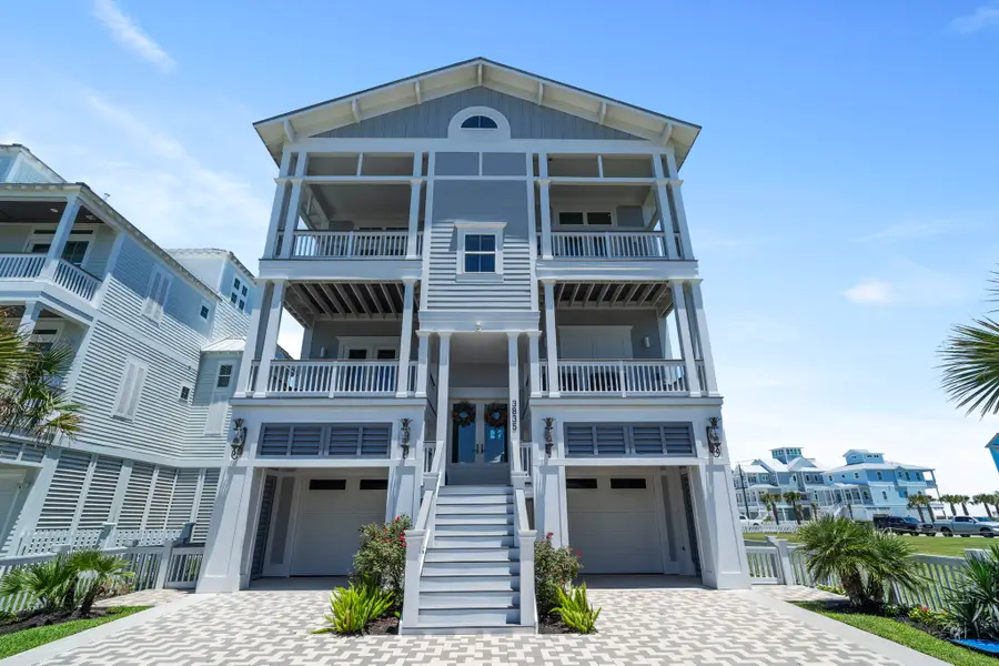 3835 Seabreeze Lane, Galveston, TX 77554 - Image #3