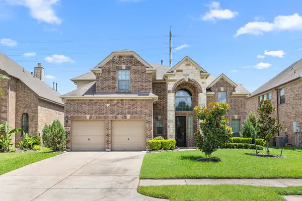 13403 Sunset Bay Lane, Pearland, TX 77584