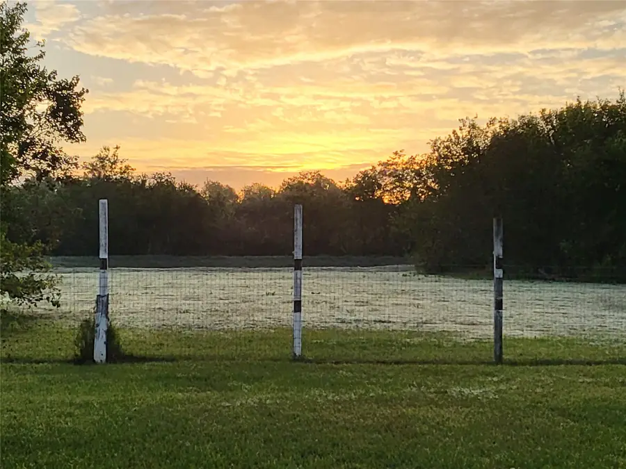 333 24th Street, San Leon, TX 77539 - Image #3