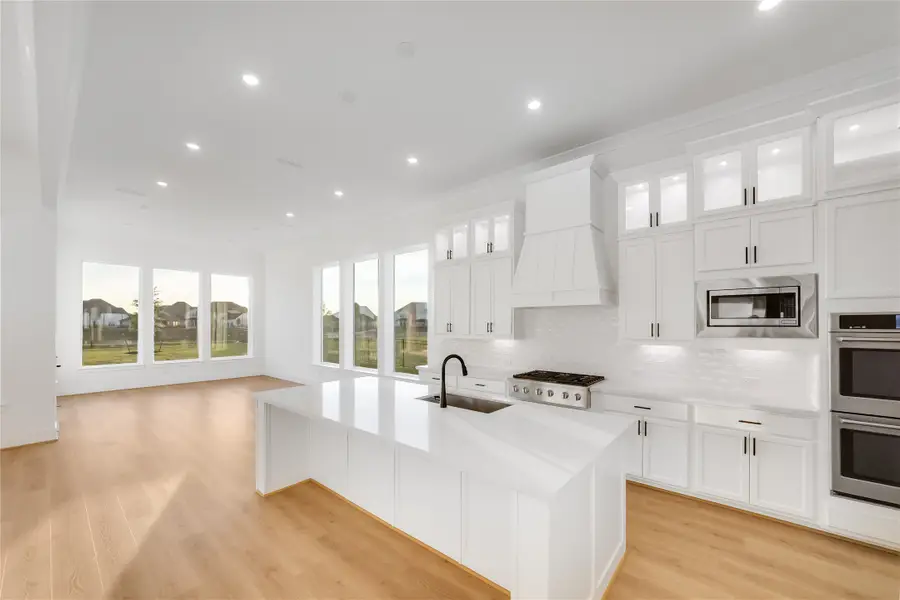 1624 Birch Lake Bend, Friendswood, TX 77546 - Image #3