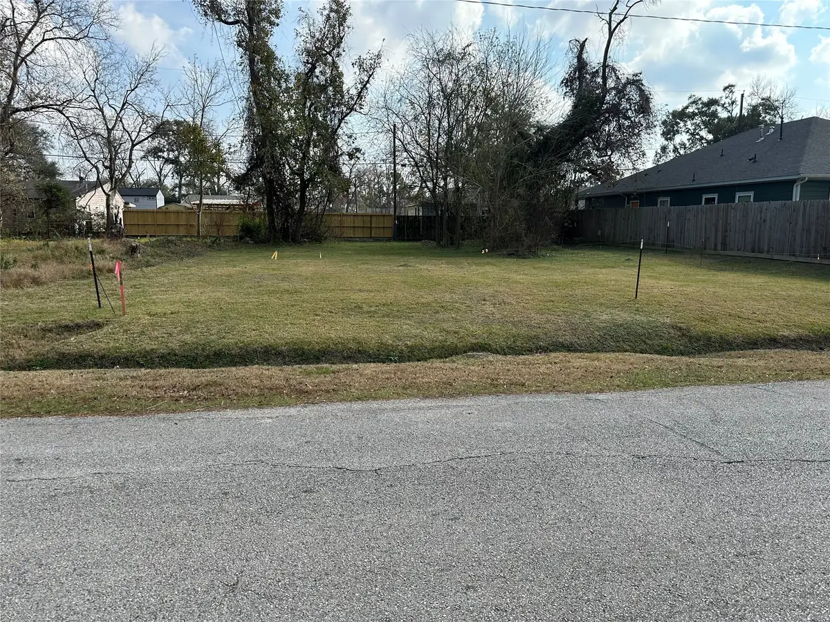 1031 Junell Street, Houston, TX 77088 - Image #1