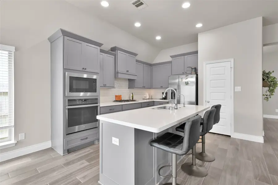 14948 Scarlet Branch Drive, Conroe, TX 77302 - Image #3