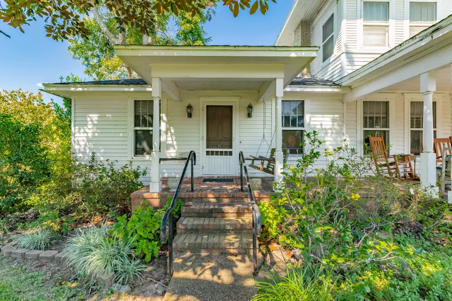 406 W Washington Street, Brazoria, TX 77422 - #3