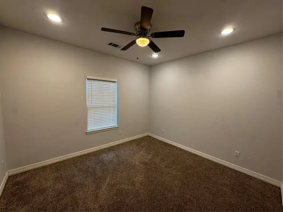 8205 Oak Knoll Lane #B, Houston, TX 77028 - #2
