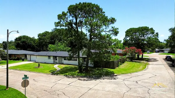 2630 34th Street, Port Arthur, TX 77640