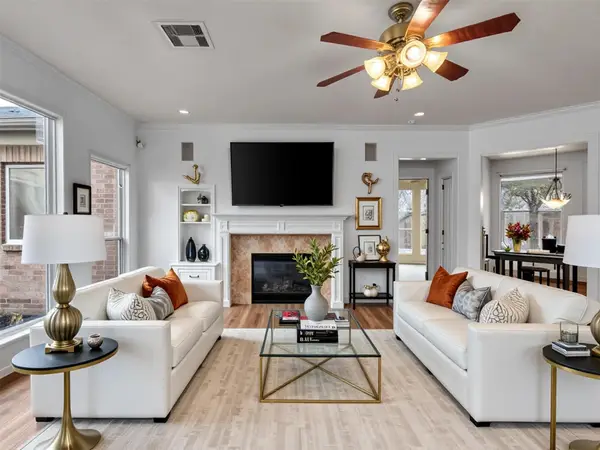 9915 Valance Way, Conroe, TX 77385