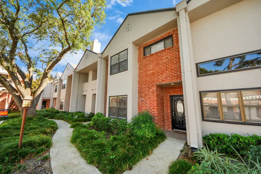 2468 Bering Drive, Houston, TX 77057 - Image #3