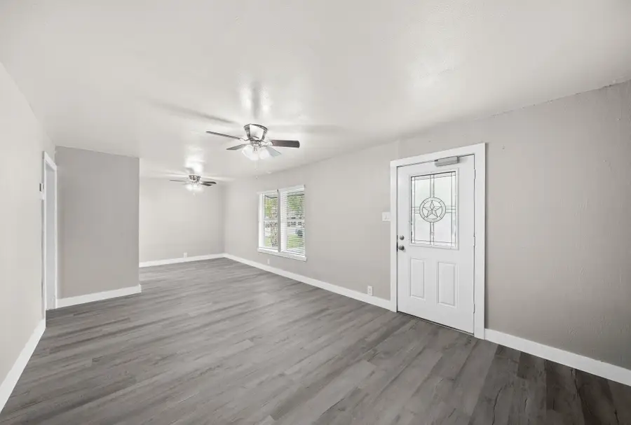 2317 19th Avenue N, Texas City, TX 77590 - #3