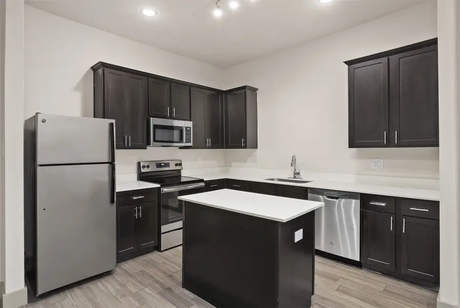 4509 Mount Vernon Street #7, Houston, TX 77006 - Image #3