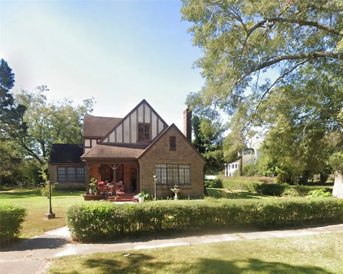 2715 Evergreen Drive, Port Arthur, TX 77642 - Image #1