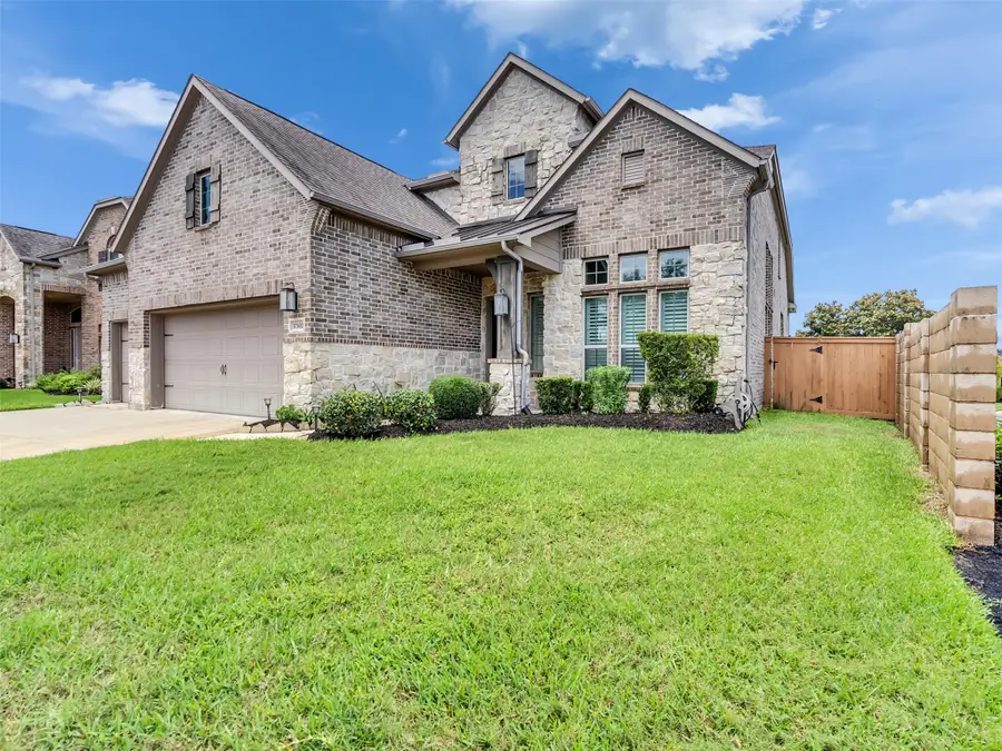 10302 Muir Peak Drive, Rosharon, TX 77583 - #2