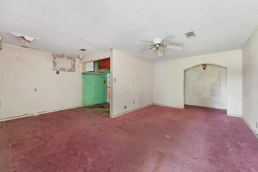 121 Lake Road, La Marque, TX 77568 - Image #3