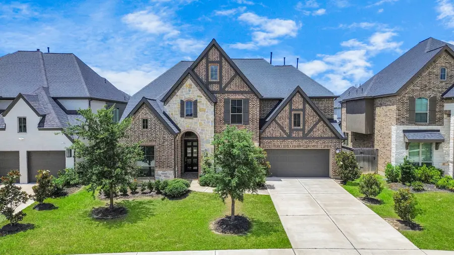 28907 Ridge Valley Court, Fulshear, TX 77441 - Image #2