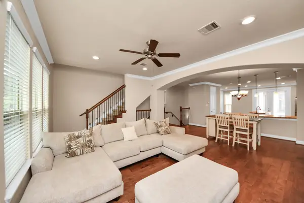 10805 N Kyler Oaks Place, Houston, TX 77043