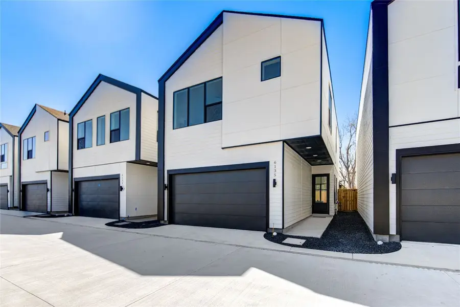 6127 Pacific Forest Drive, Houston, TX 77091 - #3