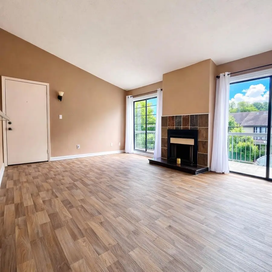 9707 Richmond Avenue #16, Houston, TX 77042 - #3