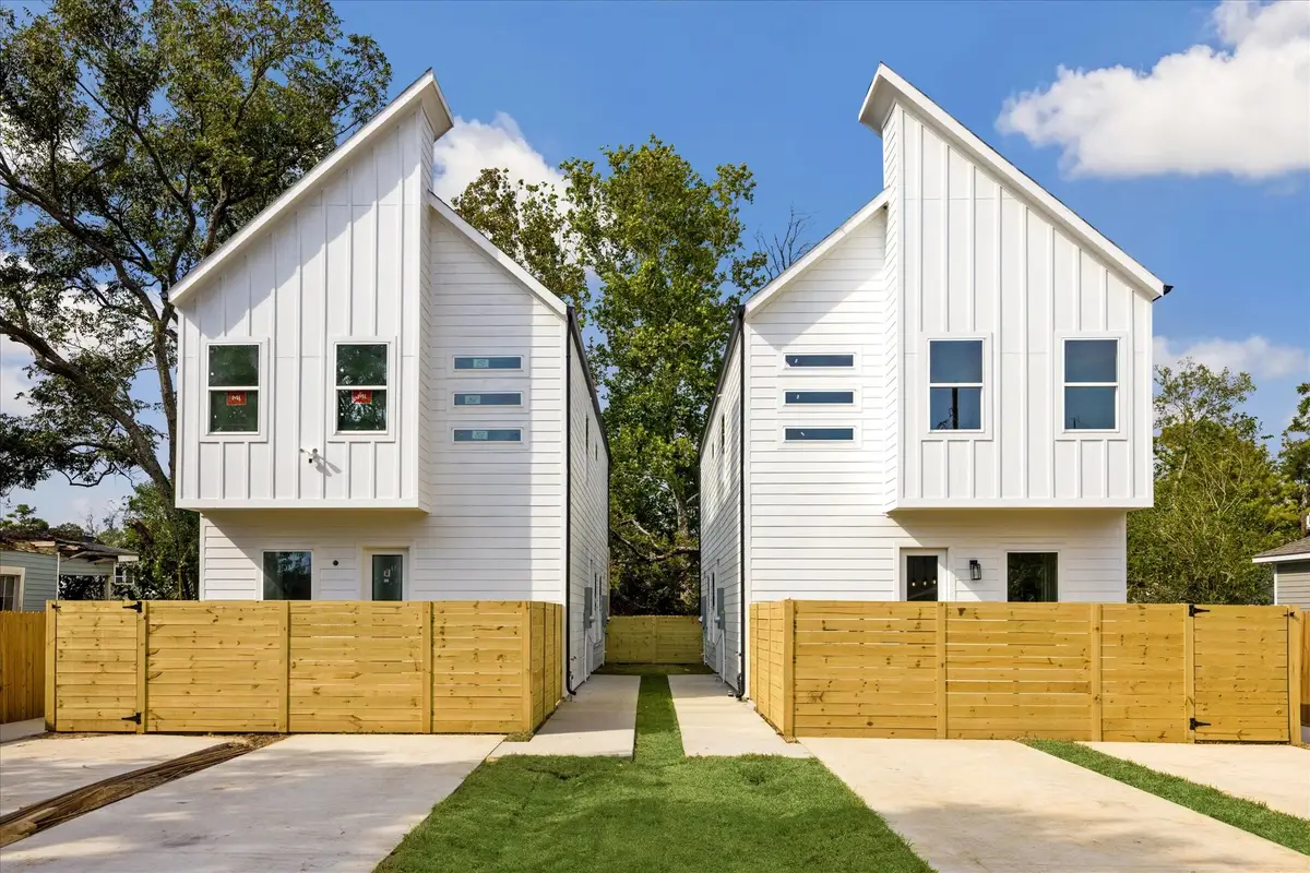5914 Shelburne Unit A And B Street, Humble, TX 77396 - #1