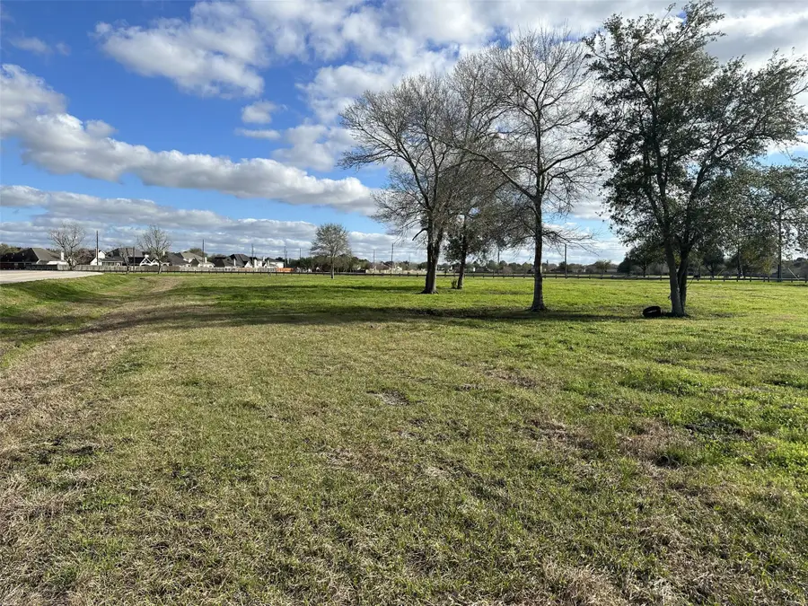 1100 Rabb Rd, Fresno, TX 77545 - Image #2