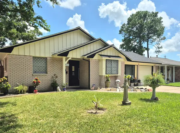 854 Shawnee Street, Houston, TX 77034